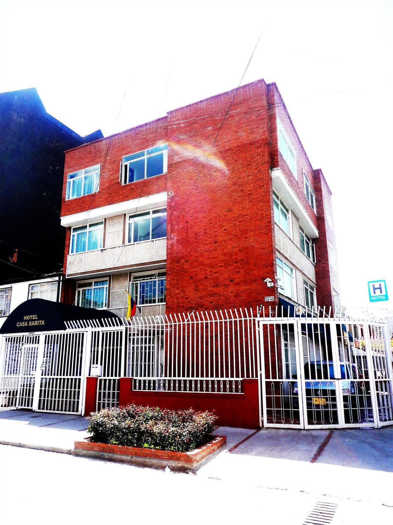 Hotel Casa Sarita Bogota Exterior photo